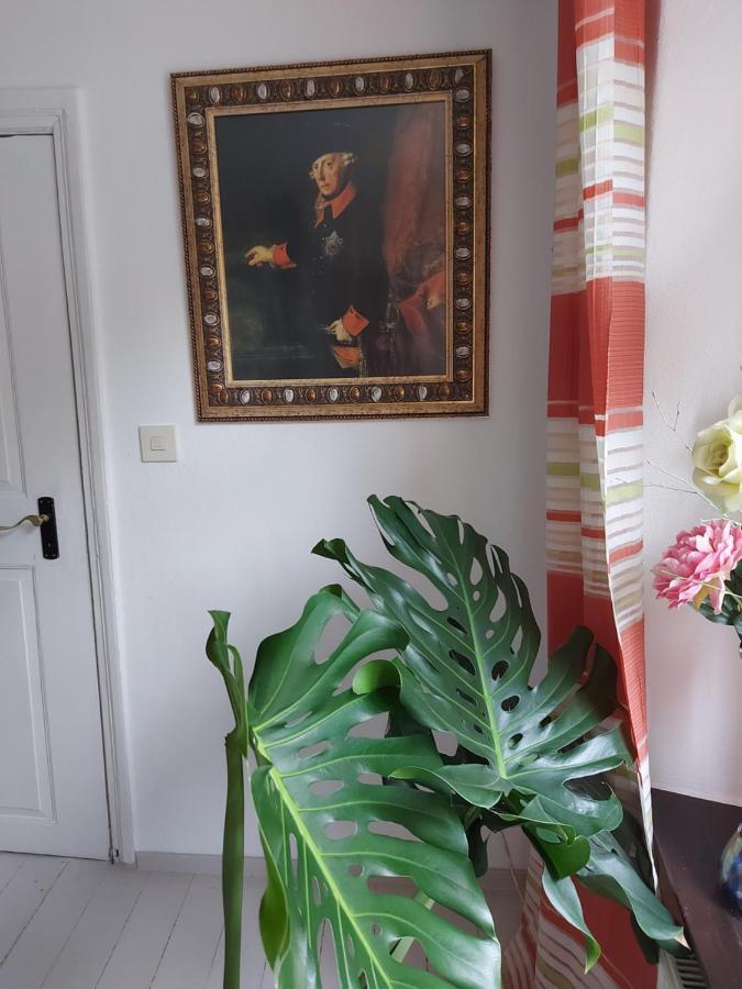 Im Kurfuerstlichen Zollamt Appartement Tangermünde Buitenkant foto
