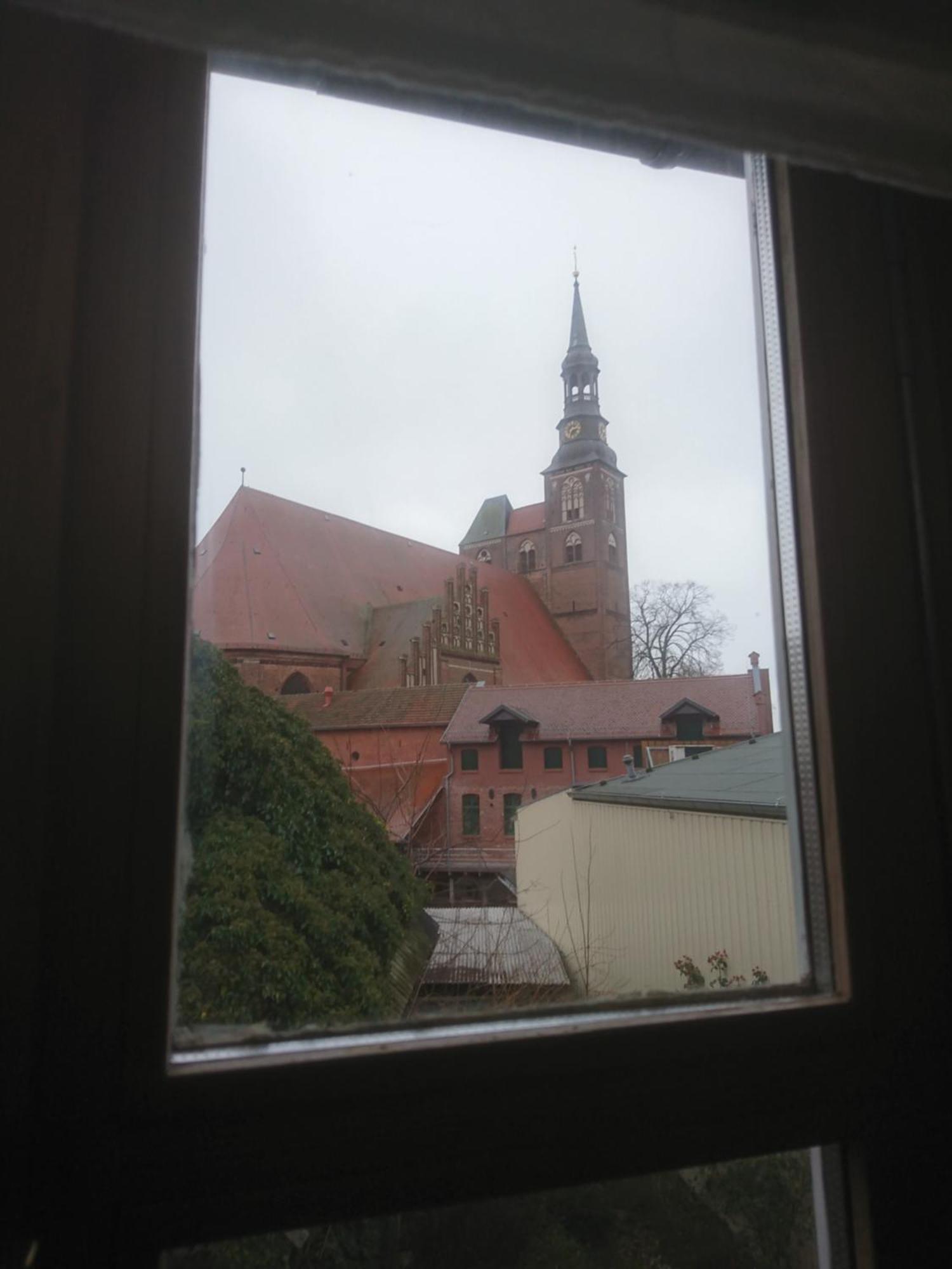 Im Kurfuerstlichen Zollamt Appartement Tangermünde Buitenkant foto